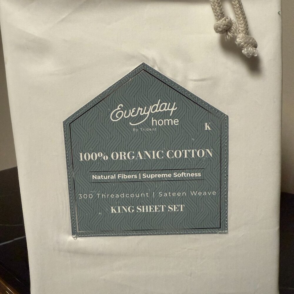 Everyday Home Trident 300 Thread Count 100% Cotton 4-Pc. Sheet Set, King - White